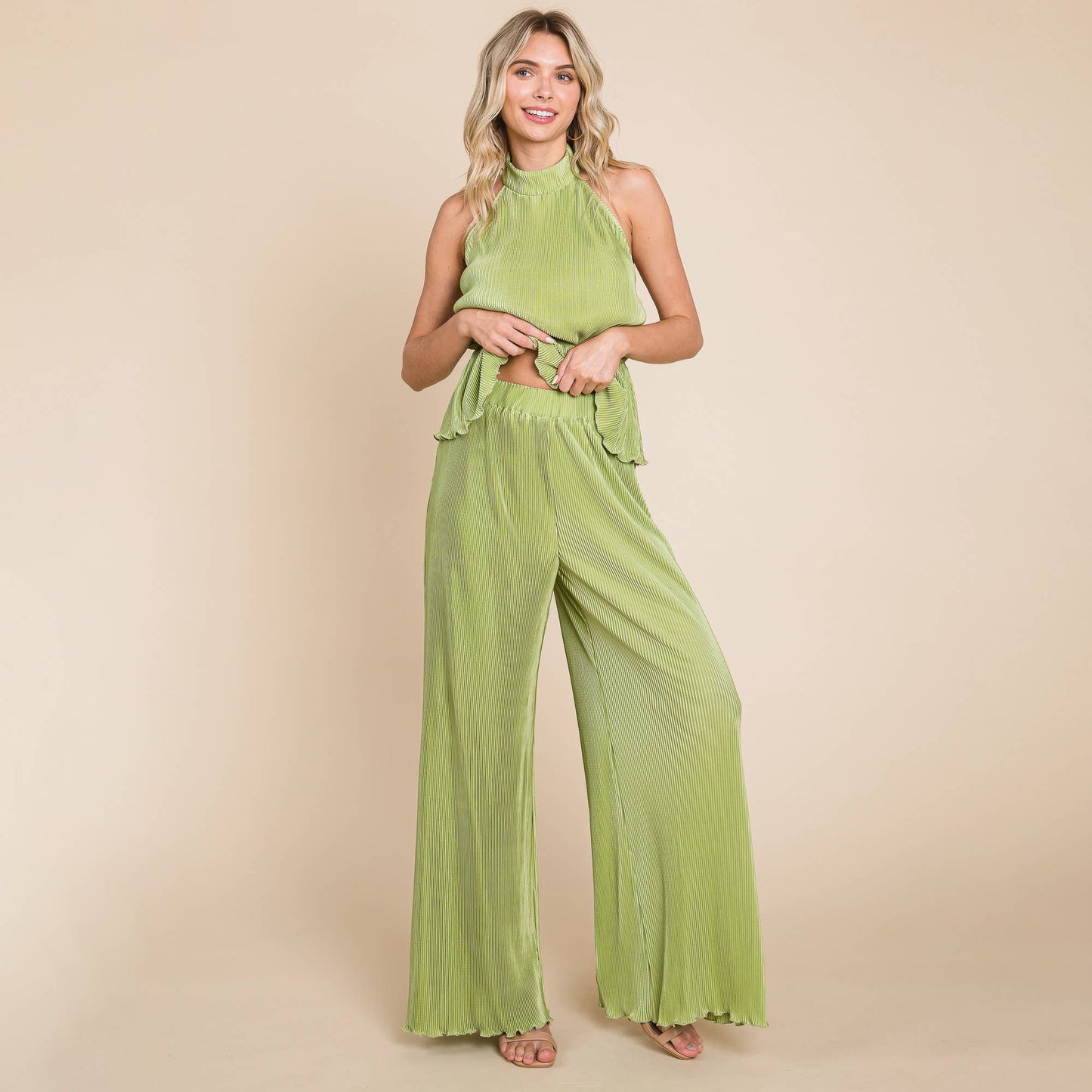Olivia Pleated Backless Set
