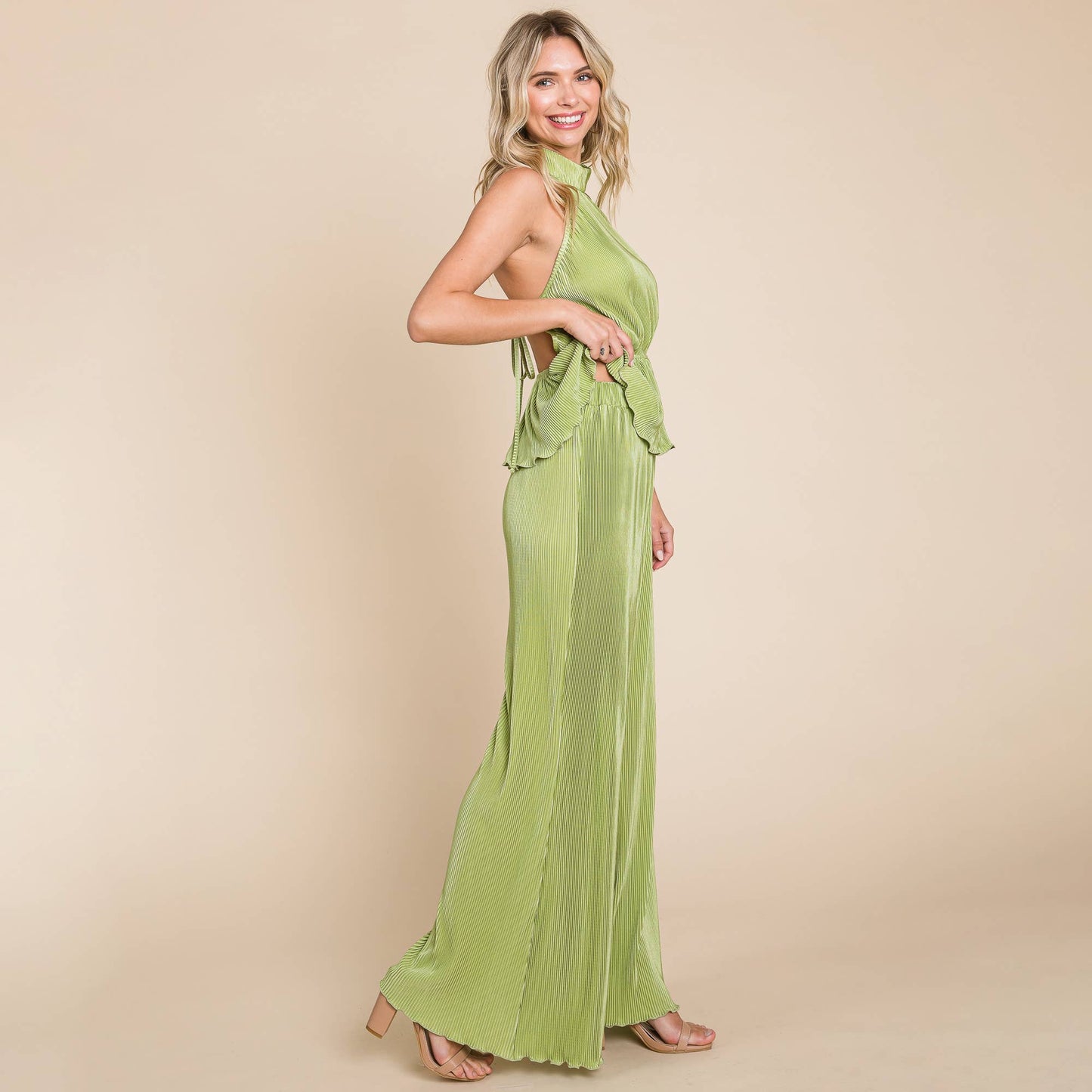 Olivia Pleated Backless Set