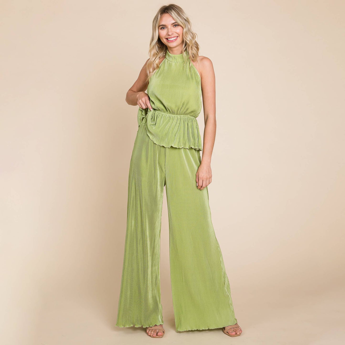 Olivia Pleated Backless Set